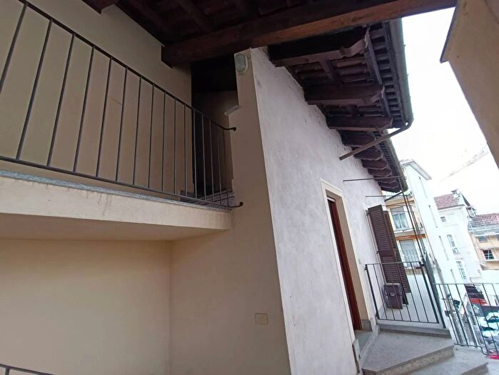 Appartamento quadrilocale in vendita in Piazza Santa Maria Maggiore Mondovi, Mondovi