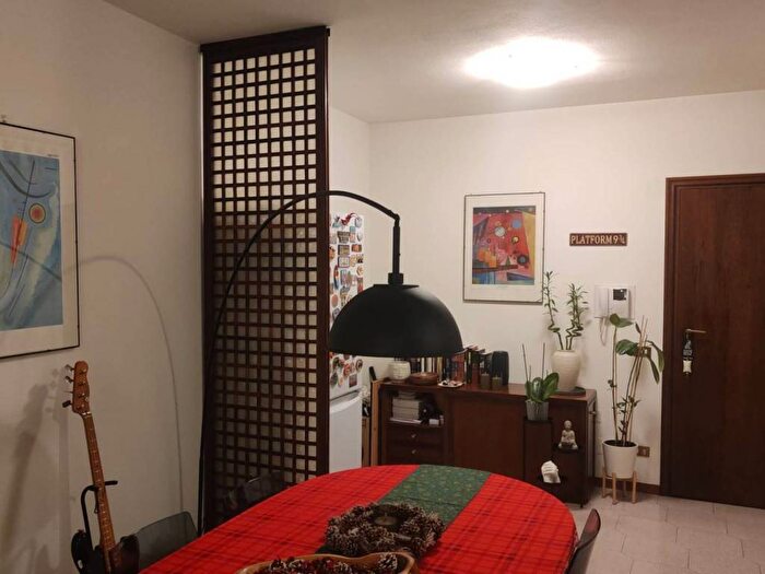 Appartamento trilocale in affitto in Centro Storico, Reggio Emilia