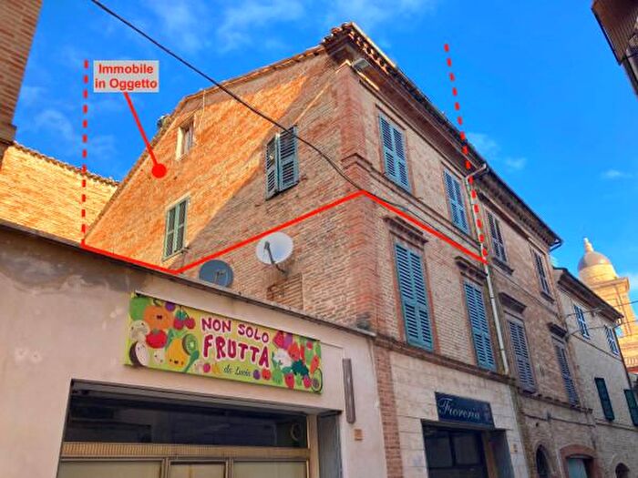 Appartamento quadrilocale in vendita in Traversa Salviense, Urbisaglia