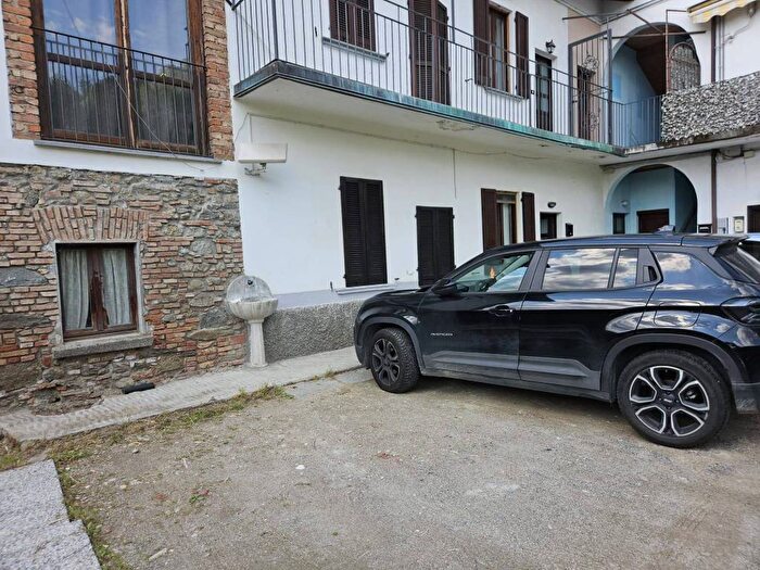 Appartamento bilocale in affitto in Via Como, Gironico Al Piano, Colverde