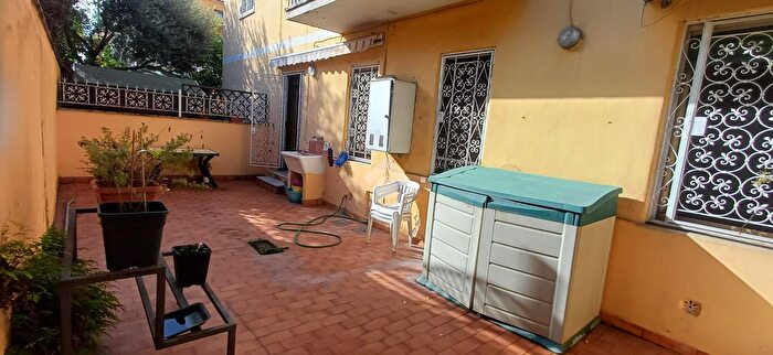 Appartamento bilocale in vendita in Via al Quarto Miglio, Roma