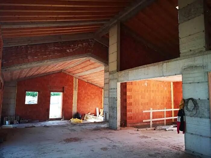 Casa con 6 locali in vendita in Monteriggioni