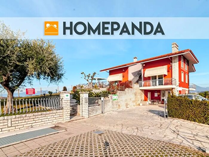 Casa con 10 locali in vendita in Località Oca a, Bussolengo