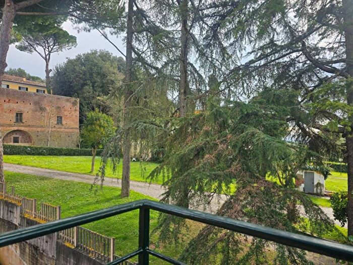 Appartamento quadrilocale in affitto in Via Oberdan Chiesa, Lorenzana, Crespina e Lorenzana