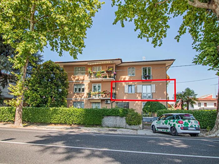 Appartamento con 5 locali in vendita in Viale Palmanova, Udine