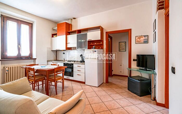 Appartamento bilocale in vendita in Corso Italia, Caronno Pertusella