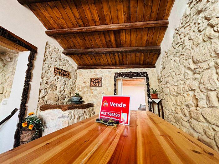 Casa trilocale in vendita in Via Enrico Toti, Buscemi