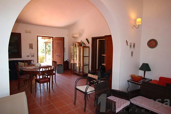 Casa con 5 locali in vendita in Modica