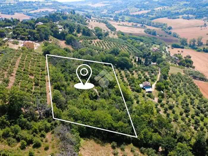 Casa con 6 locali in vendita in Strada Vicinale S Savino, Civitanova Marche