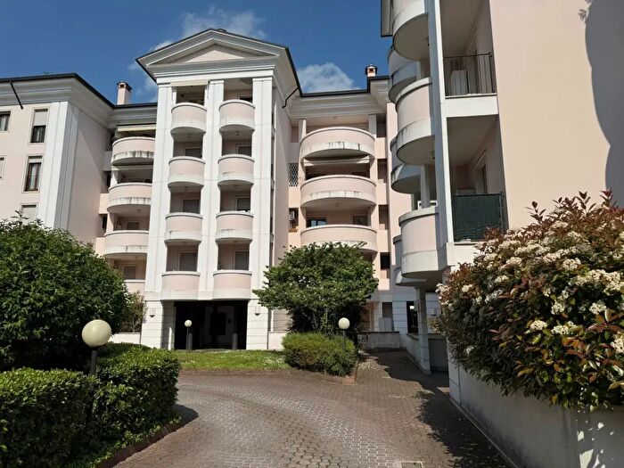 Appartamento bilocale in vendita in Via Quintino Sella, Vicenza