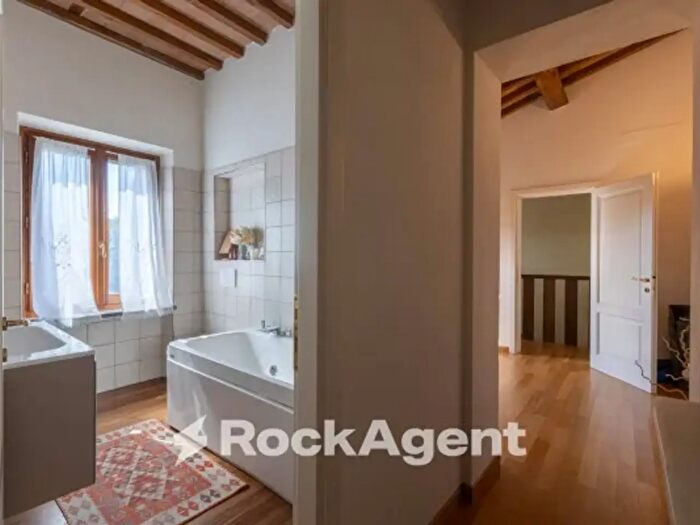 Casa con 5 locali in vendita in Via della Quercia a, Massarosa