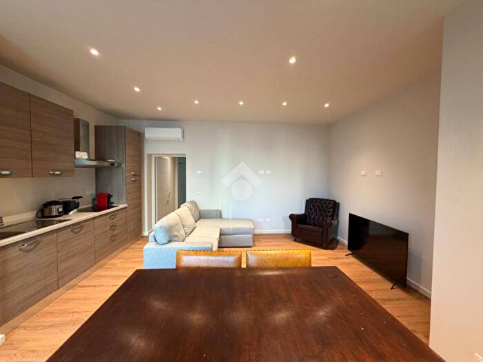 Appartamento bilocale in affitto in Via varè, Bovisa, Milano