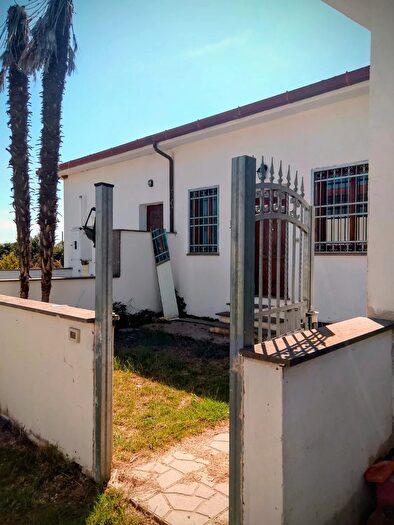 Casa trilocale in vendita in Via Pavia, Ardea