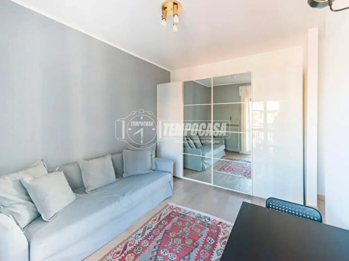 Appartamento monolocale in affitto in Viale San Gimignano, Milano