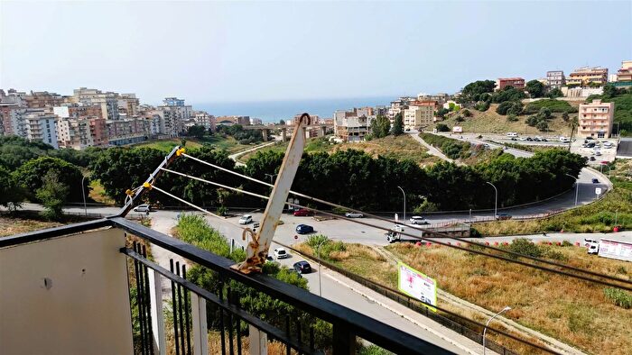 Appartamento con 8 locali in vendita in Via Savignano Sciacca, Sciacca