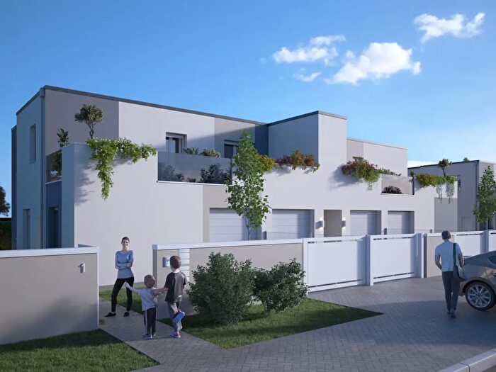 Appartamento trilocale in vendita in Via Rubizzano Snc, San Pietro In Casale