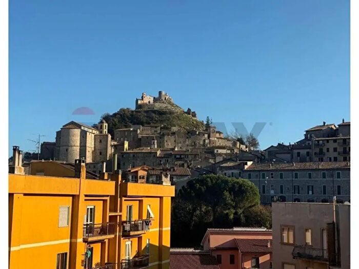 Appartamento quadrilocale in vendita in Tolfa