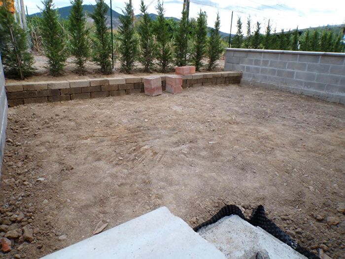 Casa con 5 locali in vendita in Cascina