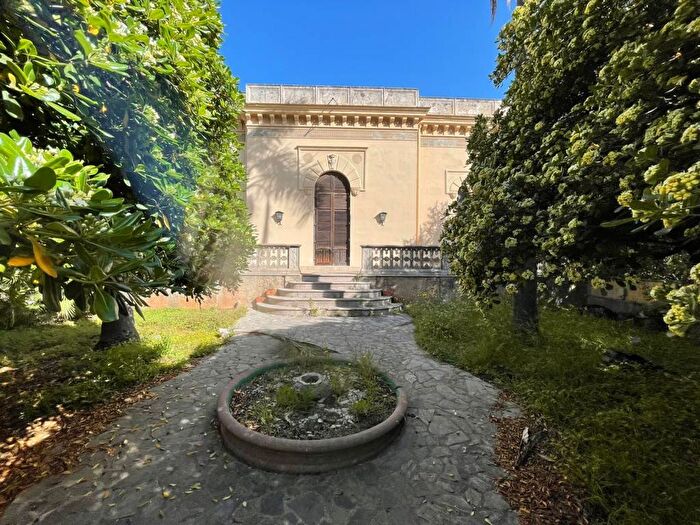 Casa con 6 locali in affitto in Via Nuova, Strasburgo Belgio, Palermo