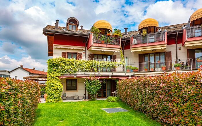 Appartamento trilocale in vendita in Via Vercelli, San Mauro Torinese