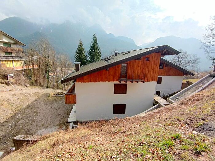 Appartamento bilocale in vendita in Via Cialoi Domegge di Cadore, Domegge Di Cadore