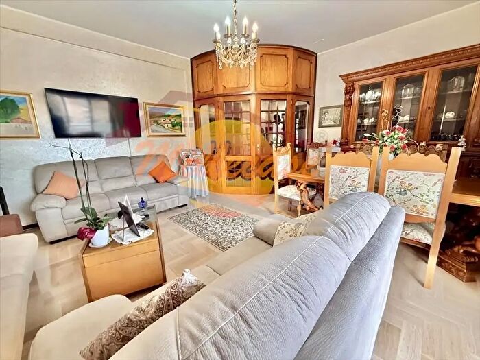 Appartamento in vendita in Via dei Servi di Maria, Siracusa