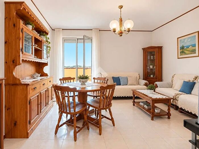 Appartamento quadrilocale in vendita in Via della Pace, Follonica