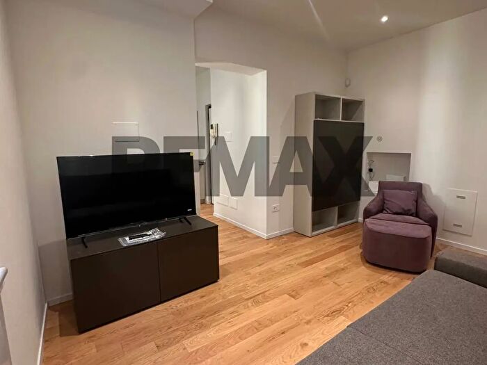Appartamento bilocale in affitto in Borgo Bruno Longhi, Parma