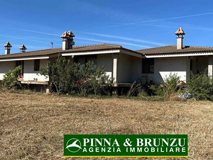 Casa con 5 locali in vendita in Marrubiu