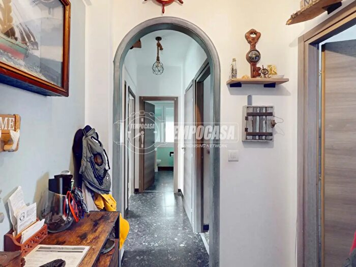 Appartamento trilocale in vendita in Via Roma B, Santa Margherita Ligure