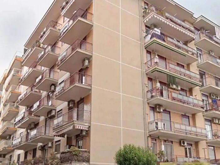 Appartamento quadrilocale in affitto in Via Paolo Piccirillo, Casoria