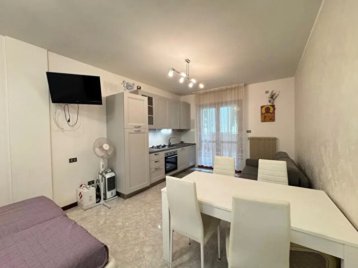 Appartamento monolocale in vendita in Piazza Marco Polo, Caorle