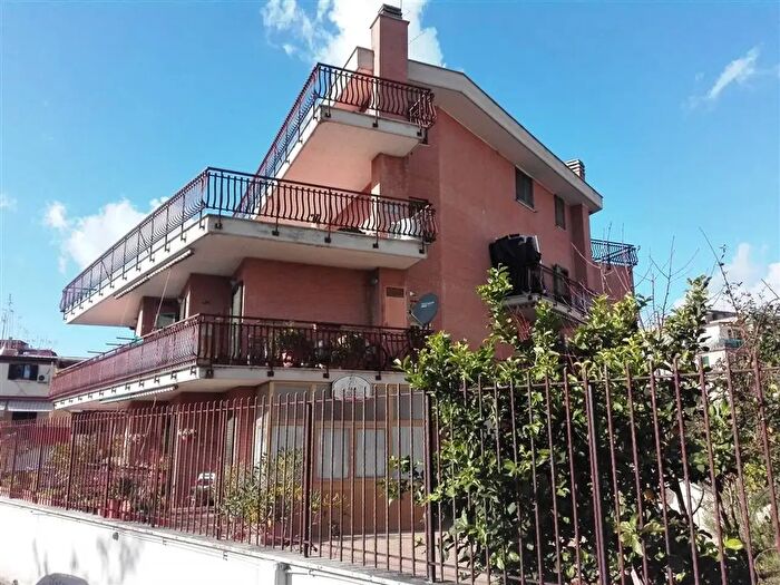 Appartamento bilocale in vendita in Via Pietro Gasparri, Roma