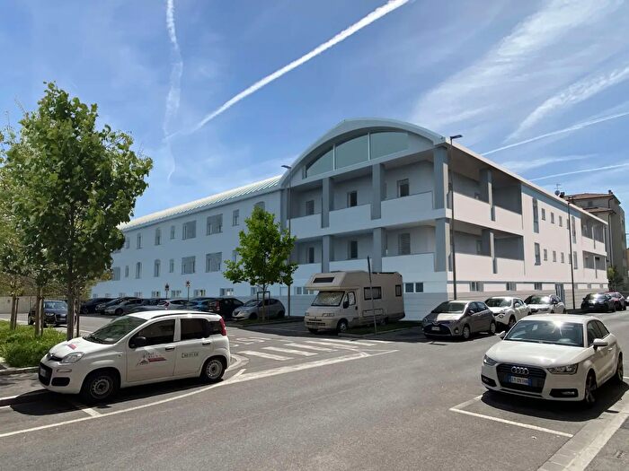 Appartamento quadrilocale in vendita in Prato