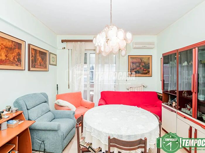 Appartamento trilocale in vendita in Via Guglielmo Marconi a, San Giuliano Milanese