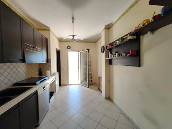 Appartamento con 5 locali in vendita in Via Ducezio, Ragusa