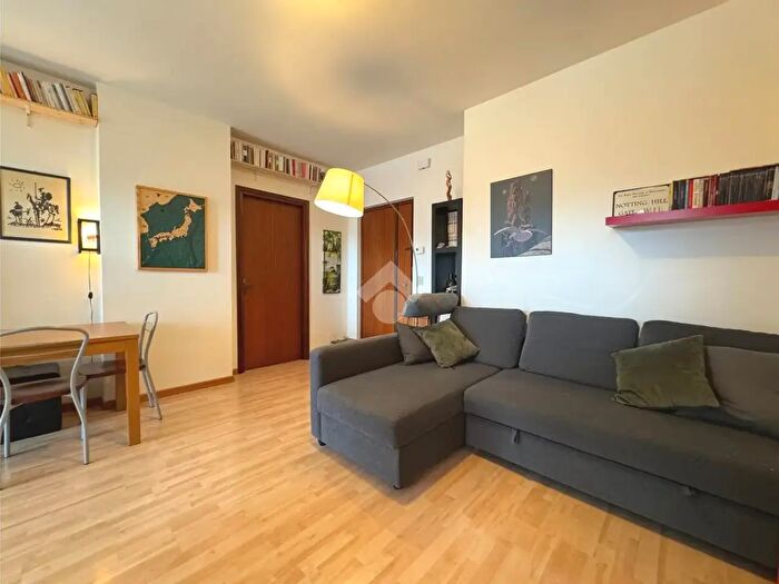 Appartamento bilocale in vendita in Via Buttrio, Udine