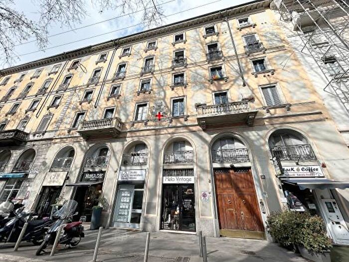 Casa trilocale in vendita in Viale Monte Nero, Milano