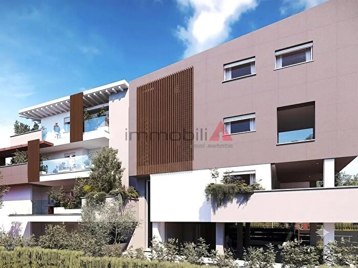 Appartamento trilocale in vendita in Carugate