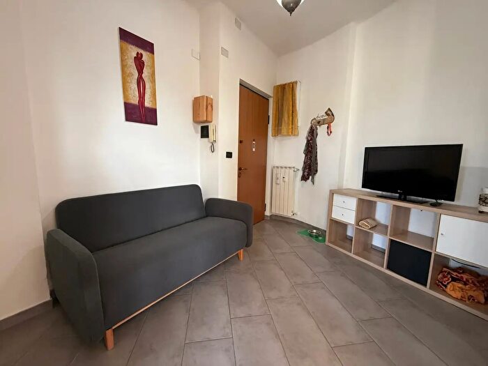 Appartamento bilocale in affitto in Piazza Antonio Fontanesi, Torino