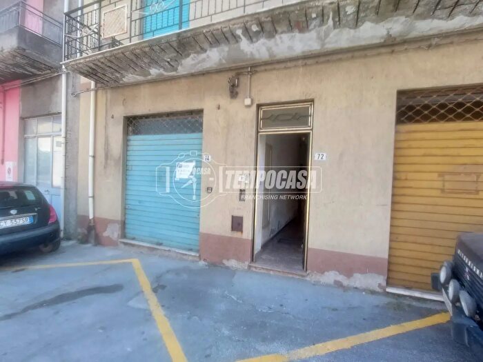 Appartamento trilocale in vendita in Via Pietro Nenni, Santa Lucia Del Mela