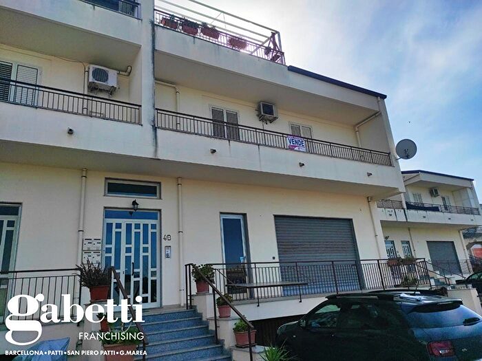 Appartamento con 5 locali in vendita in Cda Malvicino, Capo DOrlando