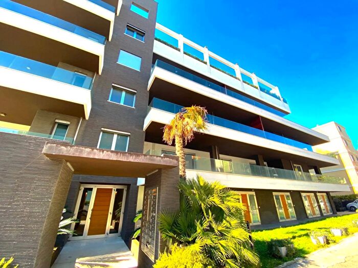 Appartamento bilocale in vendita in Viale Adria Rimini, Rimini