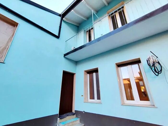 Casa con 6 locali in vendita in Via a Chaniach, Pogliano Milanese