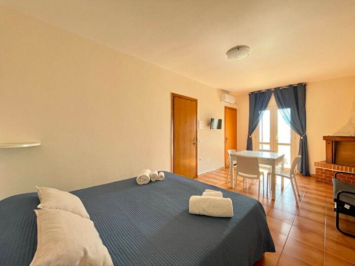Appartamento monolocale in affitto in Via Costantino Specolizzi, Centro, Gallipoli