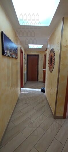 Appartamento trilocale in vendita in Via M, Messina