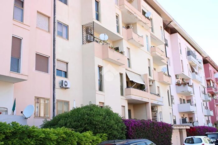 Appartamento con 5 locali in vendita in Via Masaccio, Cagliari