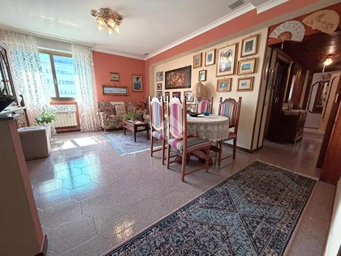 Appartamento trilocale in vendita in Viale dei Caduti per La Resistenza, Roma