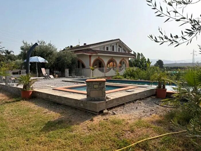 Casa con 6 locali in vendita in Contrada Sulleria, Rodi' Milici