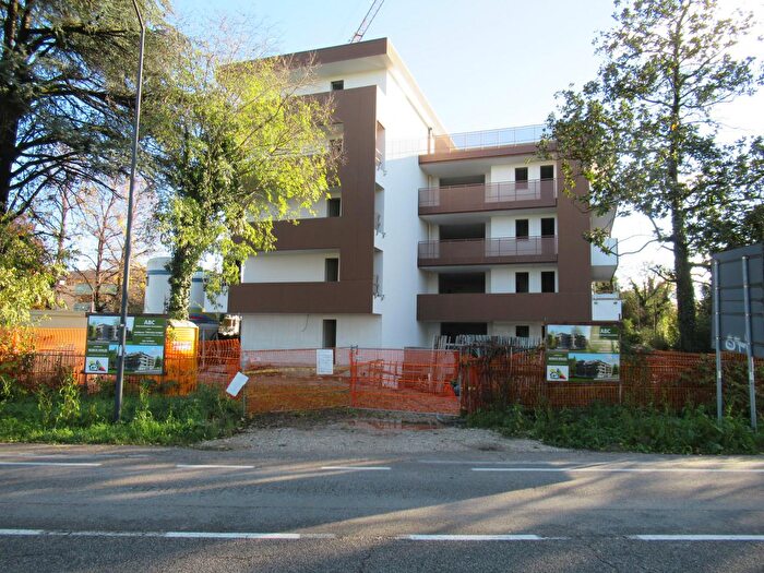 Appartamento quadrilocale in vendita in Viale Gian Giacomo Felissent, Treviso